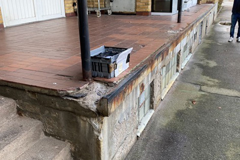 Före-bild på en lastbrygga i Skurup.